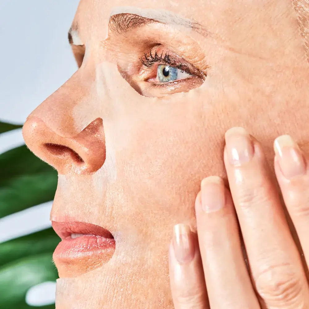 Iroha Nature Natural Extracts Noni Anti-Aging Face Mask, 20 Ml