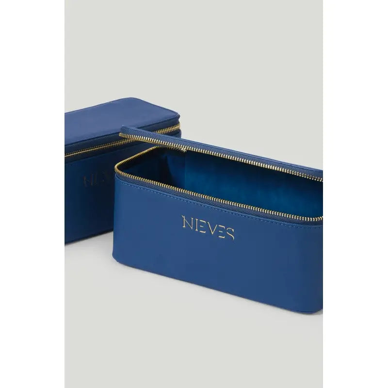 Nieves By Nieves Álvarez Pack Firming Serum Power Firm Peptide, 30 Ml + Firming Facial Cream Lift Cream, 50 Ml + Toiletry Bag